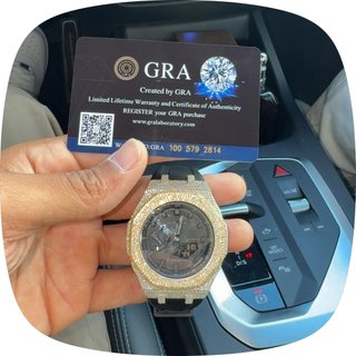 Reloj Casio G-Shock con diamantes