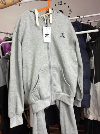 Chándal Calvin Klein Gris Talla 16