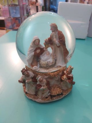 Palla di vetro con Natività