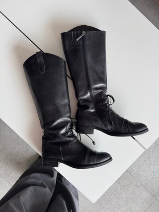 Botas Altas de Piel Negras
