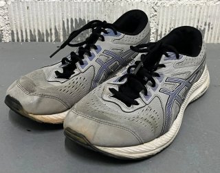 Deportivas Asics Grises