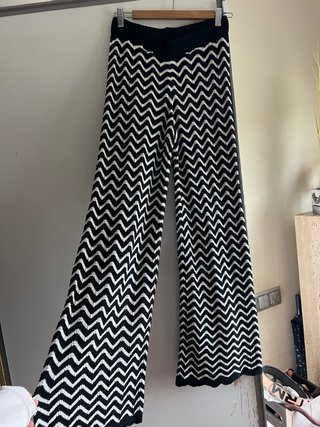 Pantalón de punto estampado zigzag