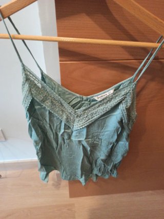 Top Turquesa Stradivarius Talla M