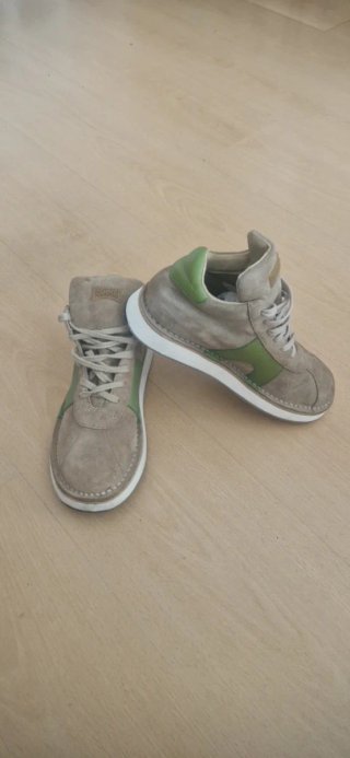 Zapatillas Camper Beige y Verde