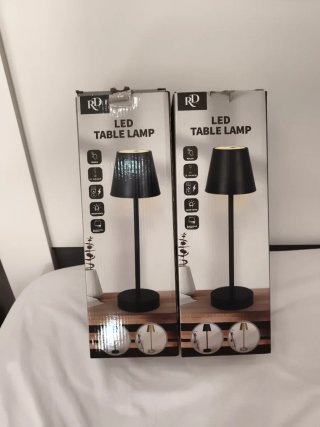2 Lámparas de mesa LED