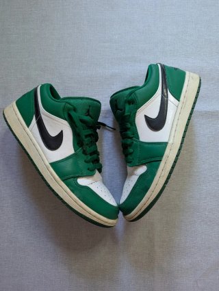 Scarpe Jordan Low Verdi e Bianche
