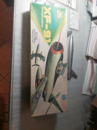 Maqueta Republic XF-91 Thunderceptor 1:48