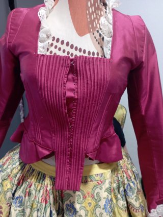Corpiño de fallera rojo vino talla pequeña