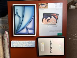 iPad Air M2 + Apple Pencil Pro + Accesorios