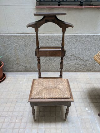 Silla Galán de Noche de Madera