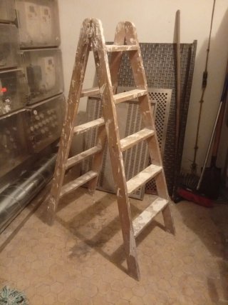 Escalera de pintor de madera 4 peldaños