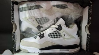 Nike Air Jordan 4 Retro Military Black