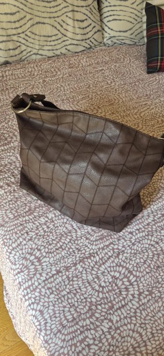 Bolso de Hombro Grande Marrón