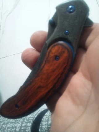 Navaja Multiusos con Mango de Madera