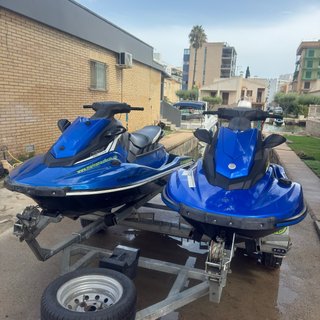 2 Motos de agua Yamaha EX Deluxe