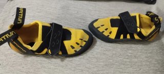 Pies de gato La Sportiva niño, talla 33