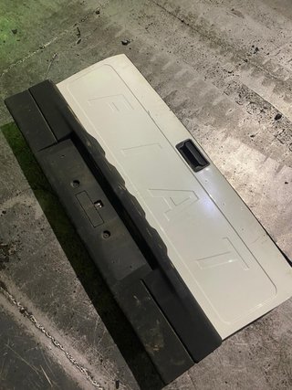 Portón Trasero Fiat Strada