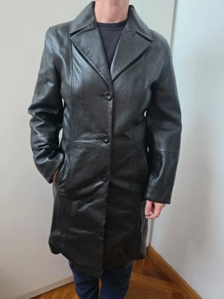 Chaqueta de cuero negra talla 38