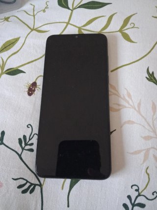 Móvil Alcatel Negro