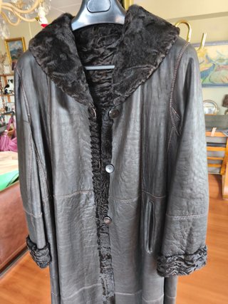 Abrigo Reversible de Cuero y Astracán