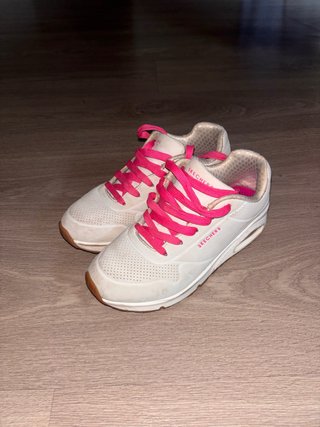 Zapatillas Skechers Blancas y Rosas