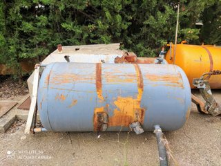 Depósito de agua Varival 600 litros y deposito 900