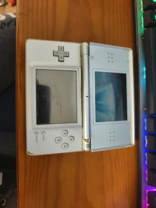 Consola Nintendo DS Plateada