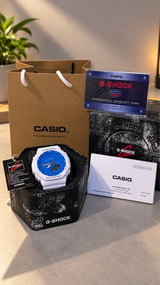 Casio G-Shock GA-2100S Blanco y Azul con Caja