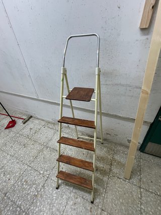 Escalera de 4 peldaños