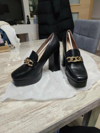 Mocasines con plataforma negros