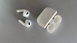 Apple AirPods Pro 2