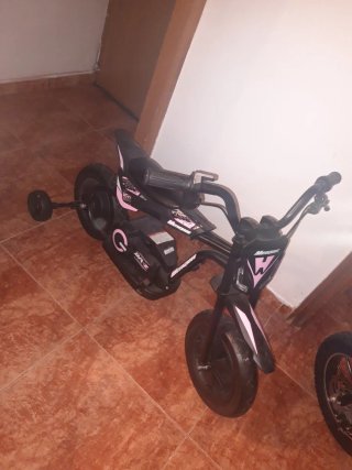 Dos motos Eléctricas Infantil DR-Z