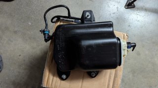 Depósito AdBlue Ford Focus 2004-2011