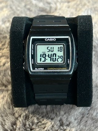 Reloj Casio W-215H Cronógrafo