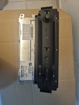 Radio original BMW E90 (para reparar)