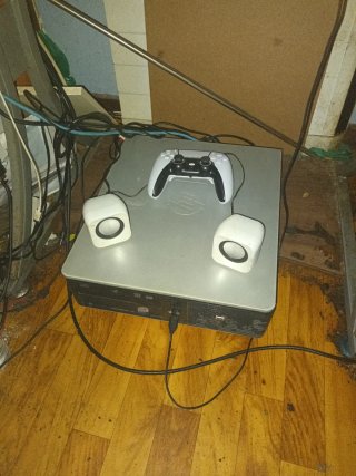 PC Compaq Q9300 con Quadro P620