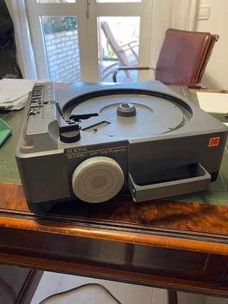 Proyector de Diapositivas Kodak Ektapro 5000