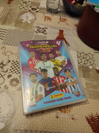 Álbum Adrenalyn XL 2023-24 Panini
