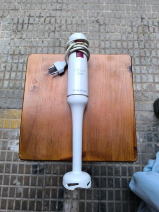 Batidora de mano Taurus Robot 500W