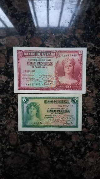 2 Billetes Antiguos de Pesetas (1935) República