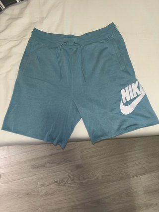 Pantalones cortos Nike azul claro