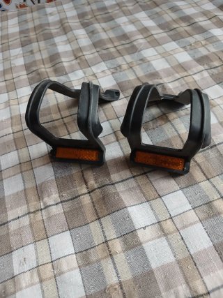 Par de rastras para pedales de bicicleta