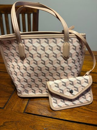 Bolso de mano y hombro con monedero