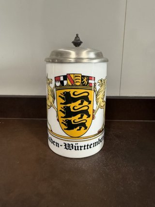 Jarra heráldica de porcelana, Baden-Württemberg