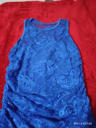 Vestido Azul de Encaje