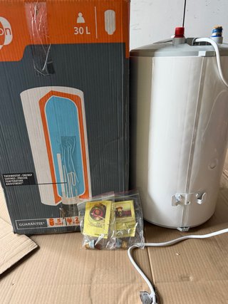 Termo Eléctrico Equation 30 Litros