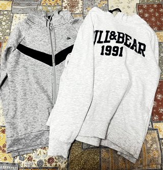 Lote 2 Jerséis con Capucha Talla L,Pull&bear y Up.