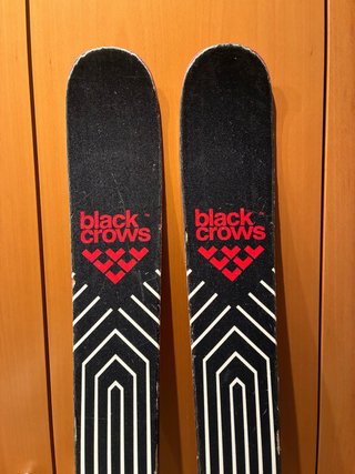 Esquís Black Crows Camox 175.4cm con fijaciones