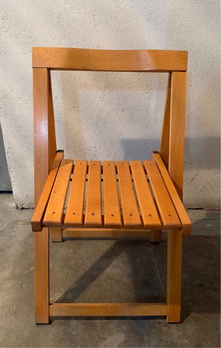 2 Sillas Plegables de Madera