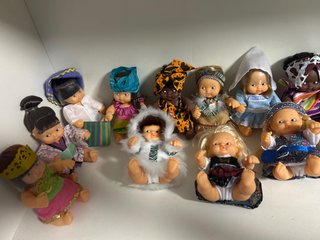 Colección de 18 Muñecas Barriguitas.